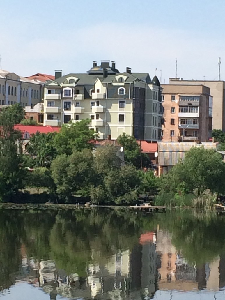 ЖК на вул. Монастирська (Володарського), Вінниця, ул. Монастырская (Володарского)