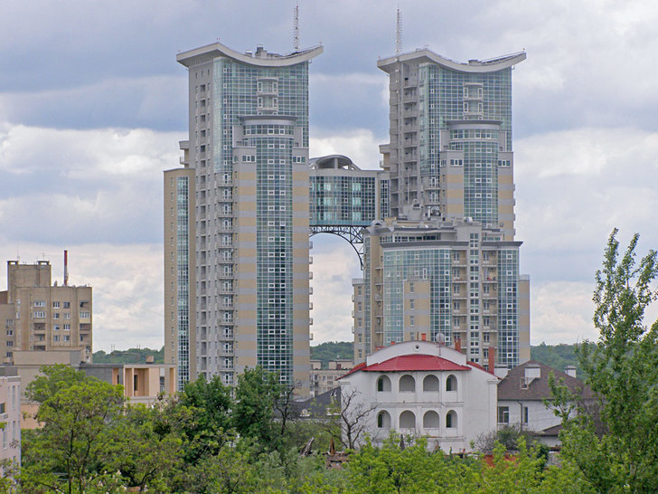 ЖК Тріумф
