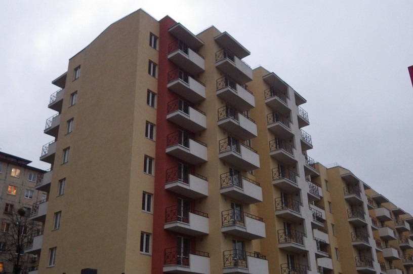 по просп. Комарова, 20А