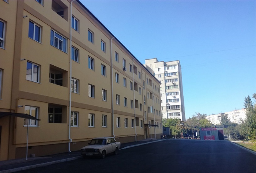 на ул. Людвига Заменгофа (Благоева), 1