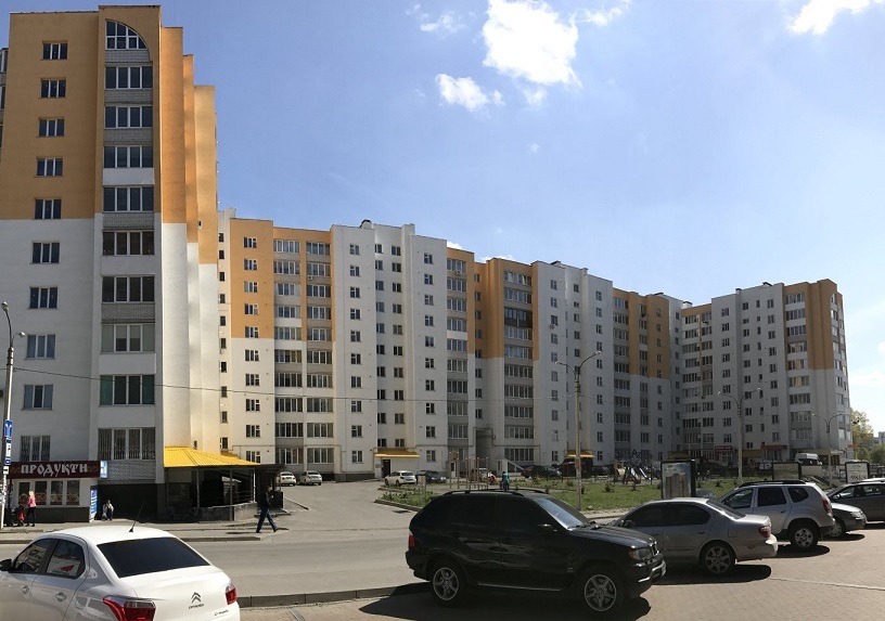 Житловий комплекс на вул. Зарічанська, 9