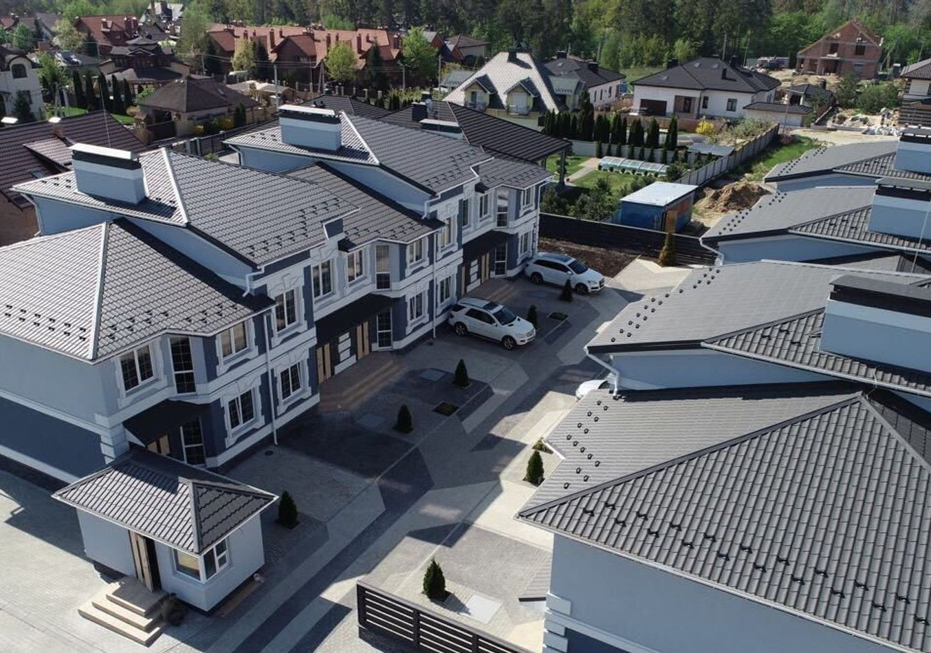 Котеджне містечко Чарівні Стежки, с. Лісники