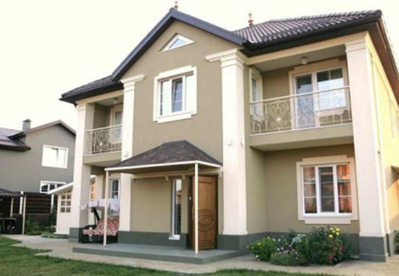 КМ Family House