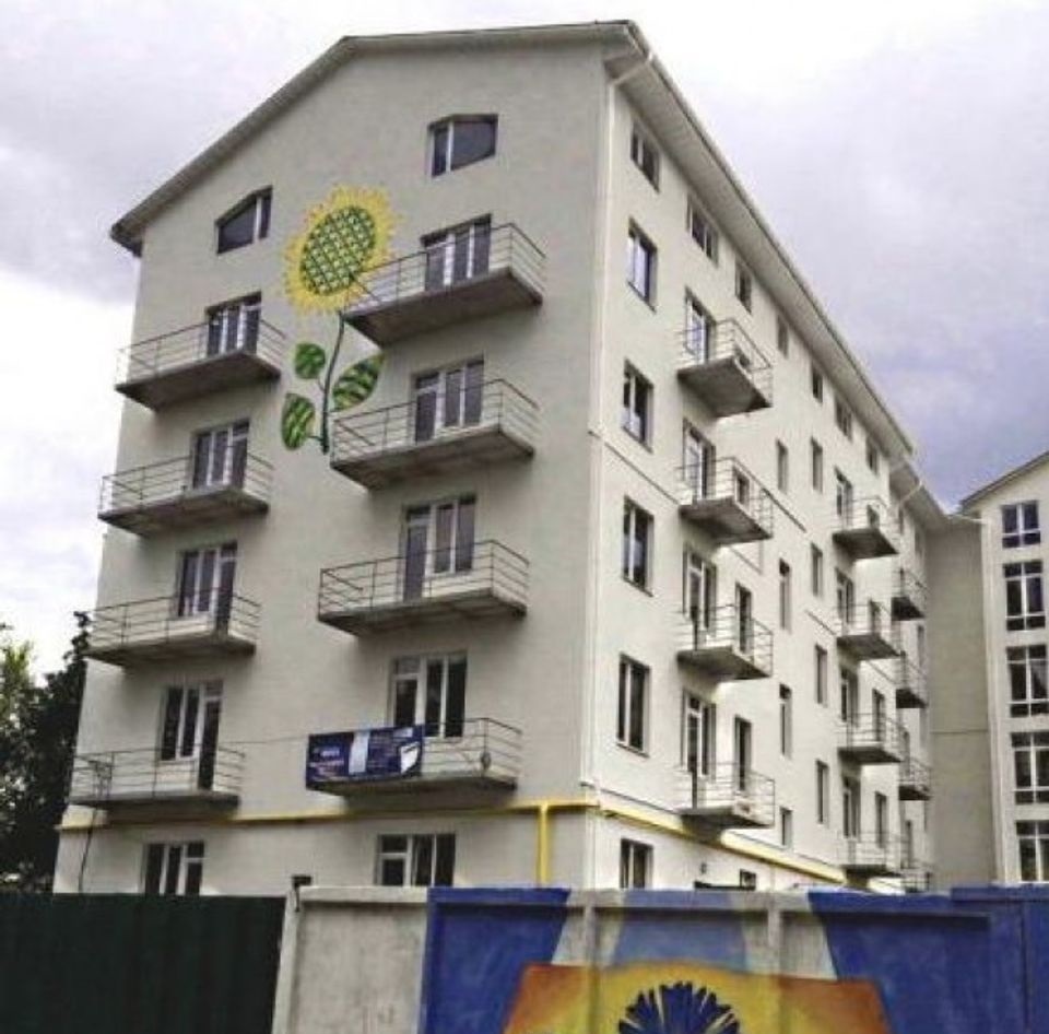 на вул. Дизельна, 14