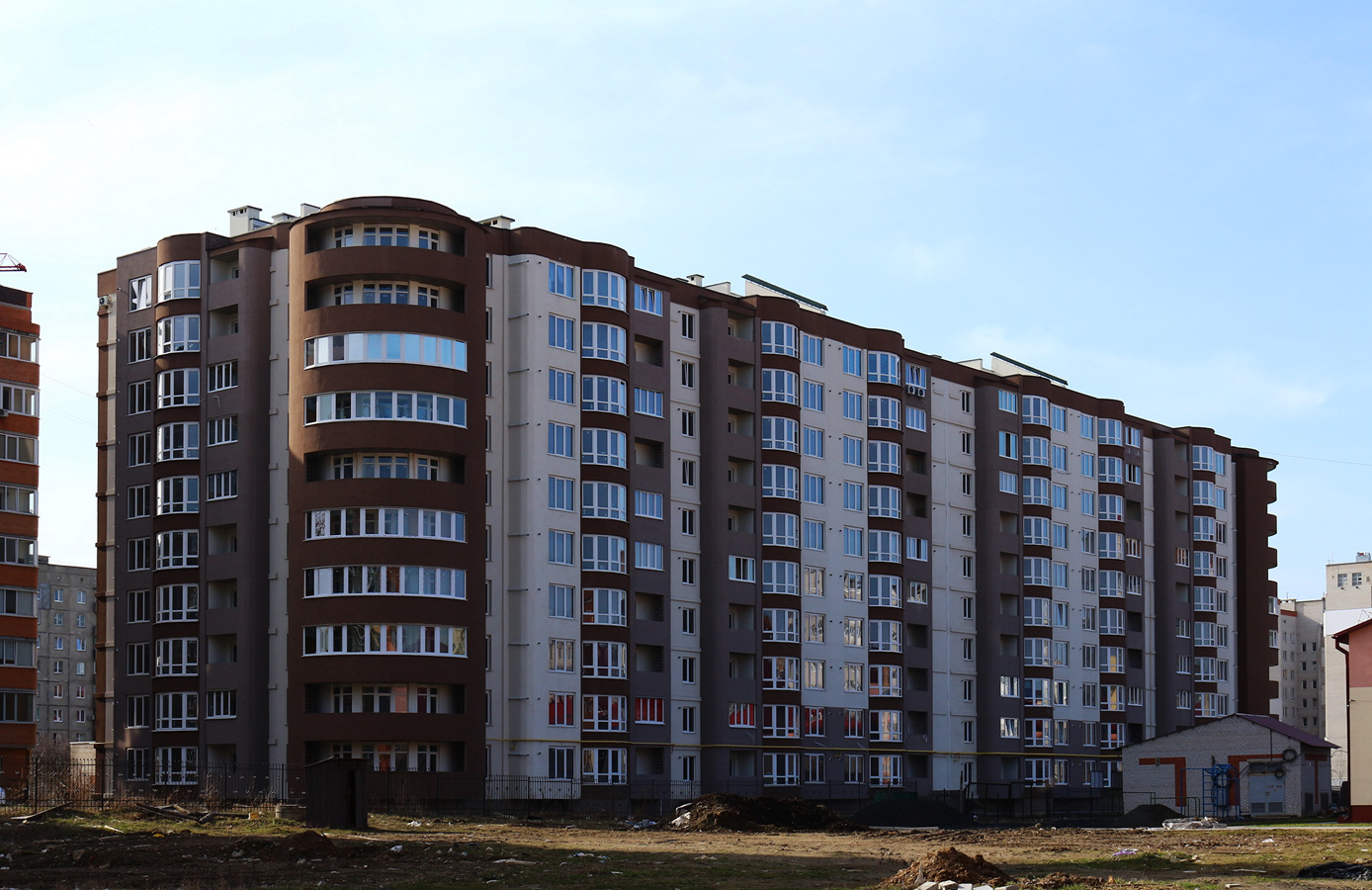 на вул. Липинського, 4