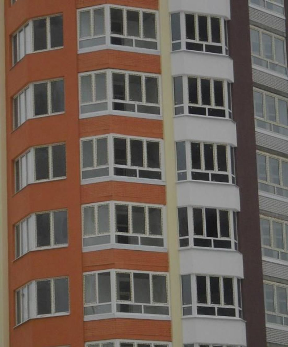 Жилой комплекс на ул. Урловская, 40, Киев