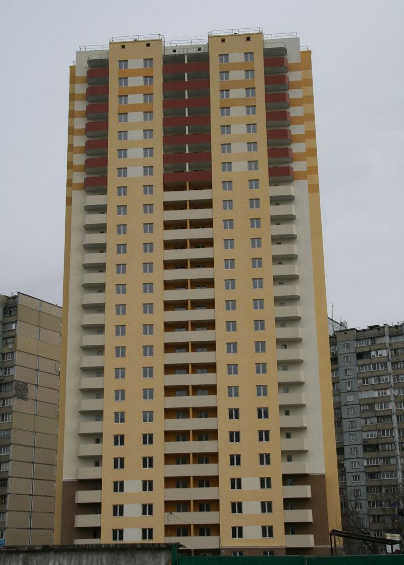 на ул. Хорольская, 1А