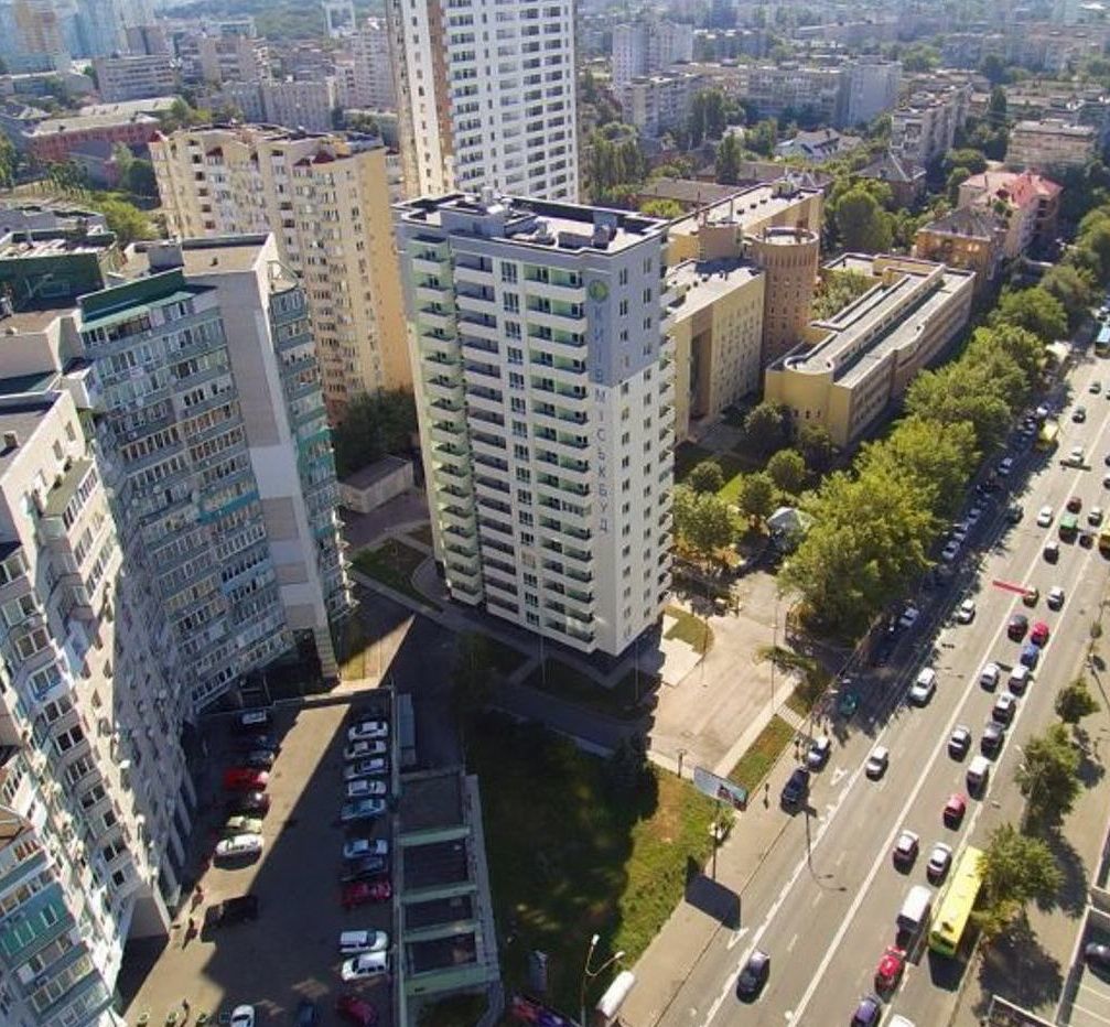 по просп. Валерия Лобановского (Краснозвездный), 15/7