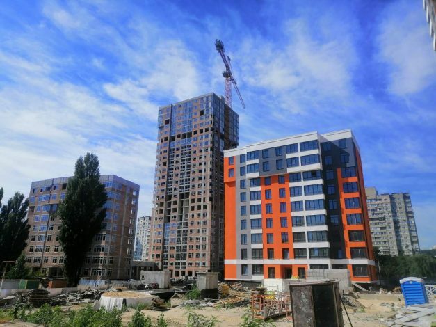Хід будівництва ЖК Бережанський, серп, 2020 рік