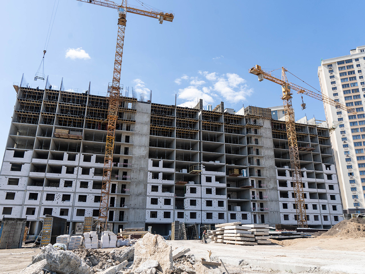 Хід будівництва ЖК П'ятдесят четверта перлина, квіт, 2020 рік
