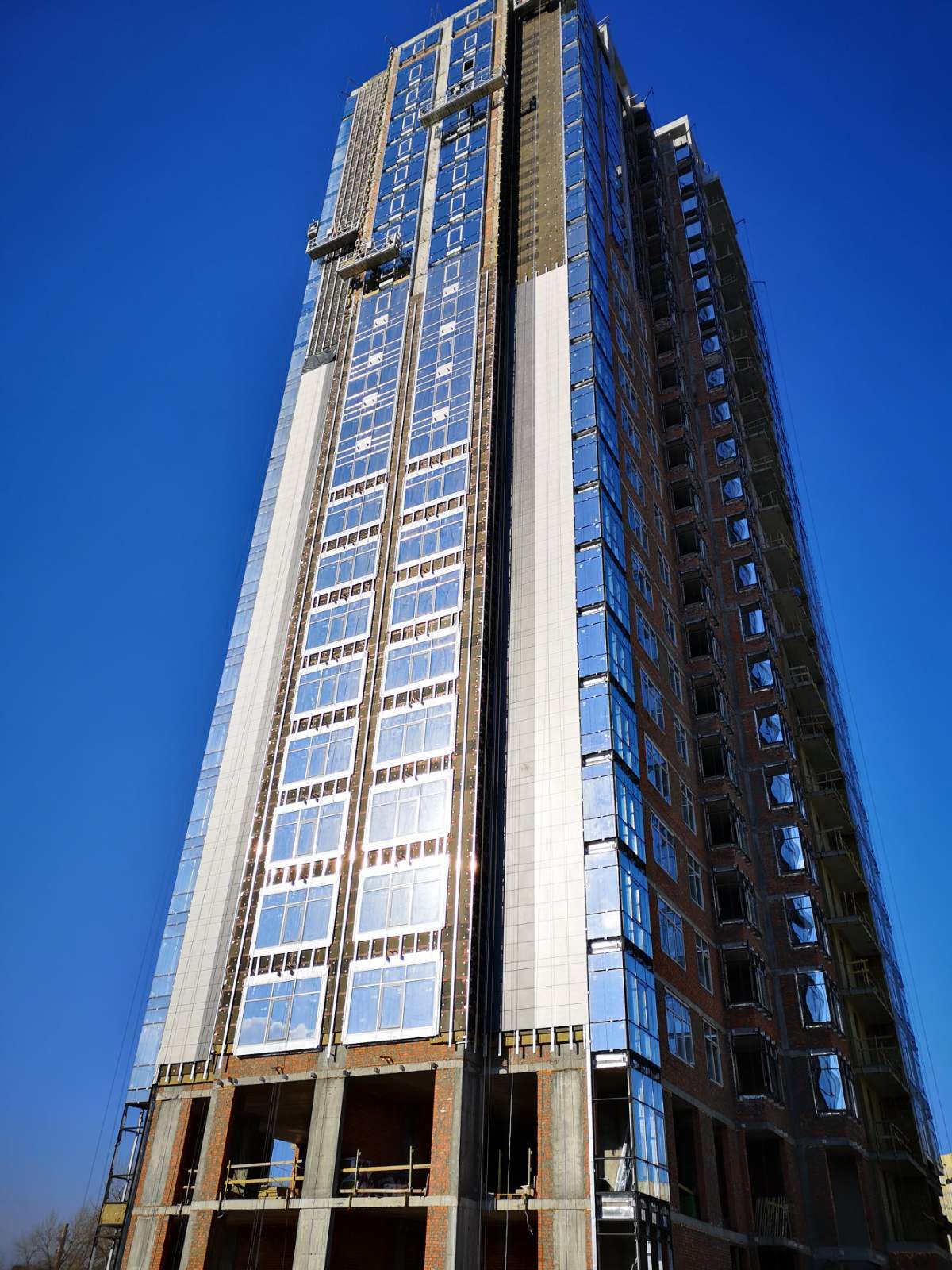 Ход строительства ЖК RiverStone, март, 2021 год