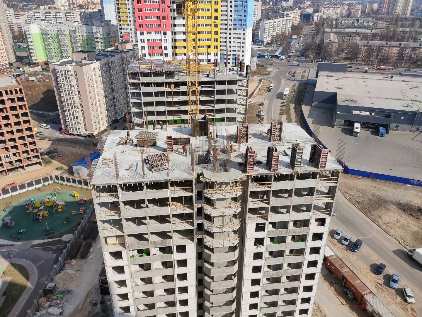Хід будівництва ЖК Атлант на Київській, бер, 2021 рік
