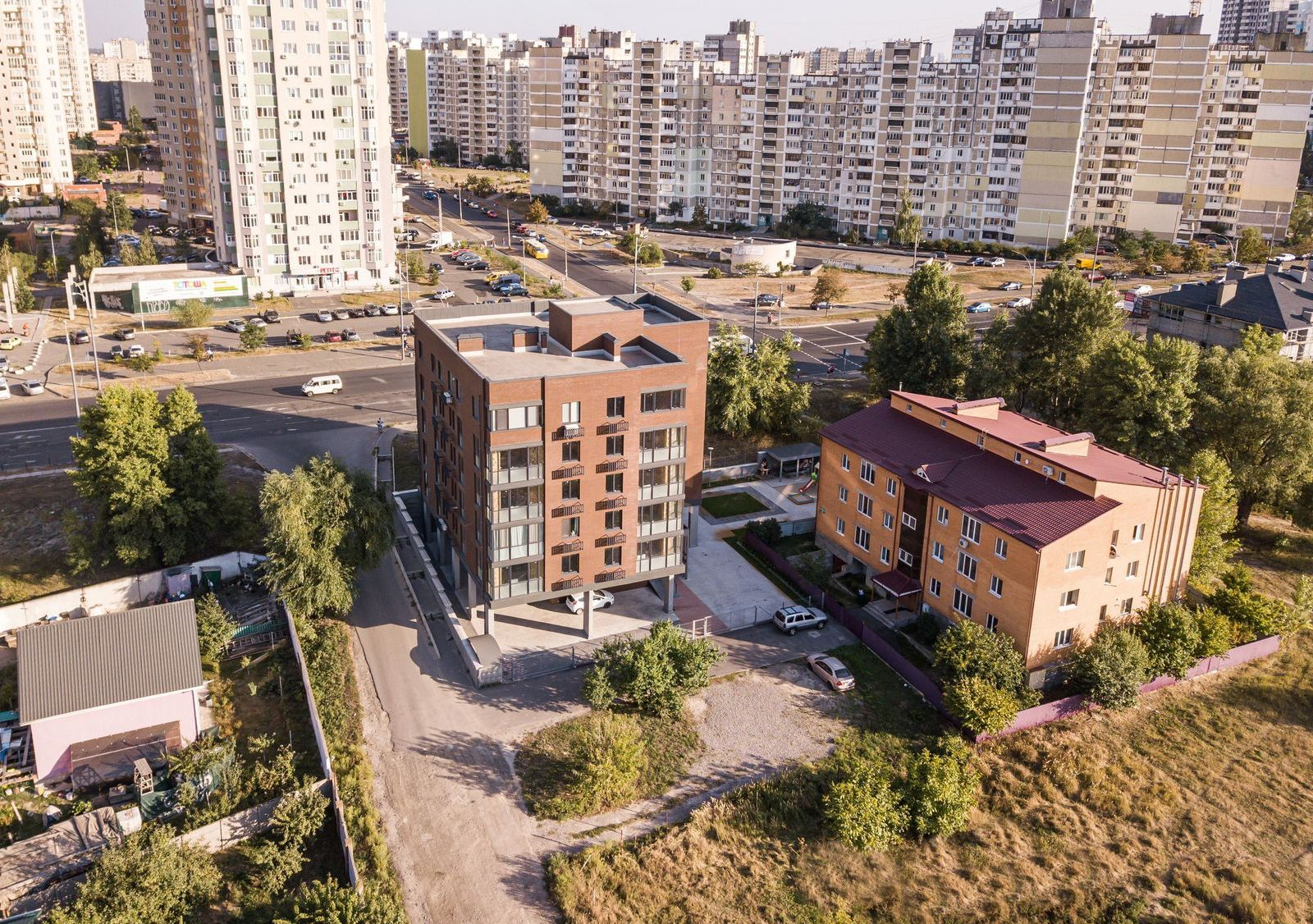 Деснянский DeLuxe