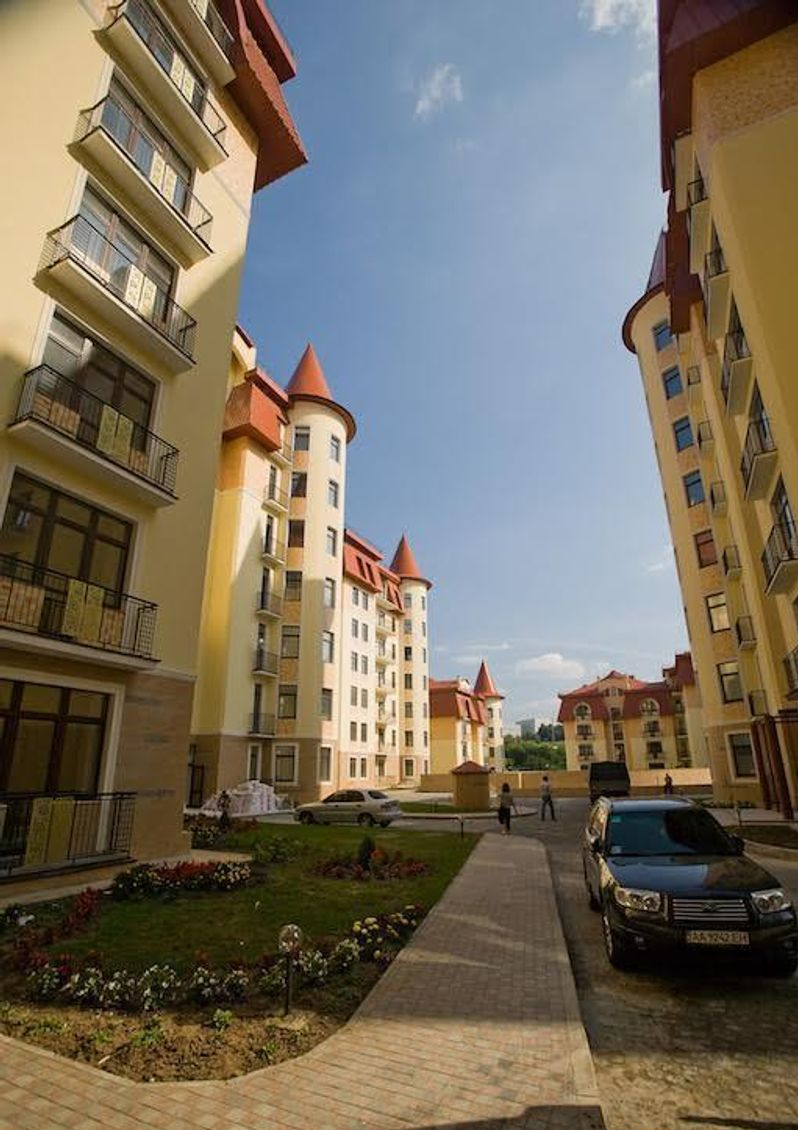 Житловий комплекс Альпійське містечко, Київ