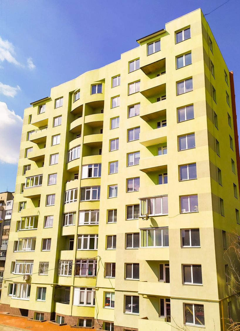 на ул. Яцкова, 20Б