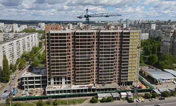 Хід будівництва ЖК Континенталь на Валентинівській, квіт, 2021 рік