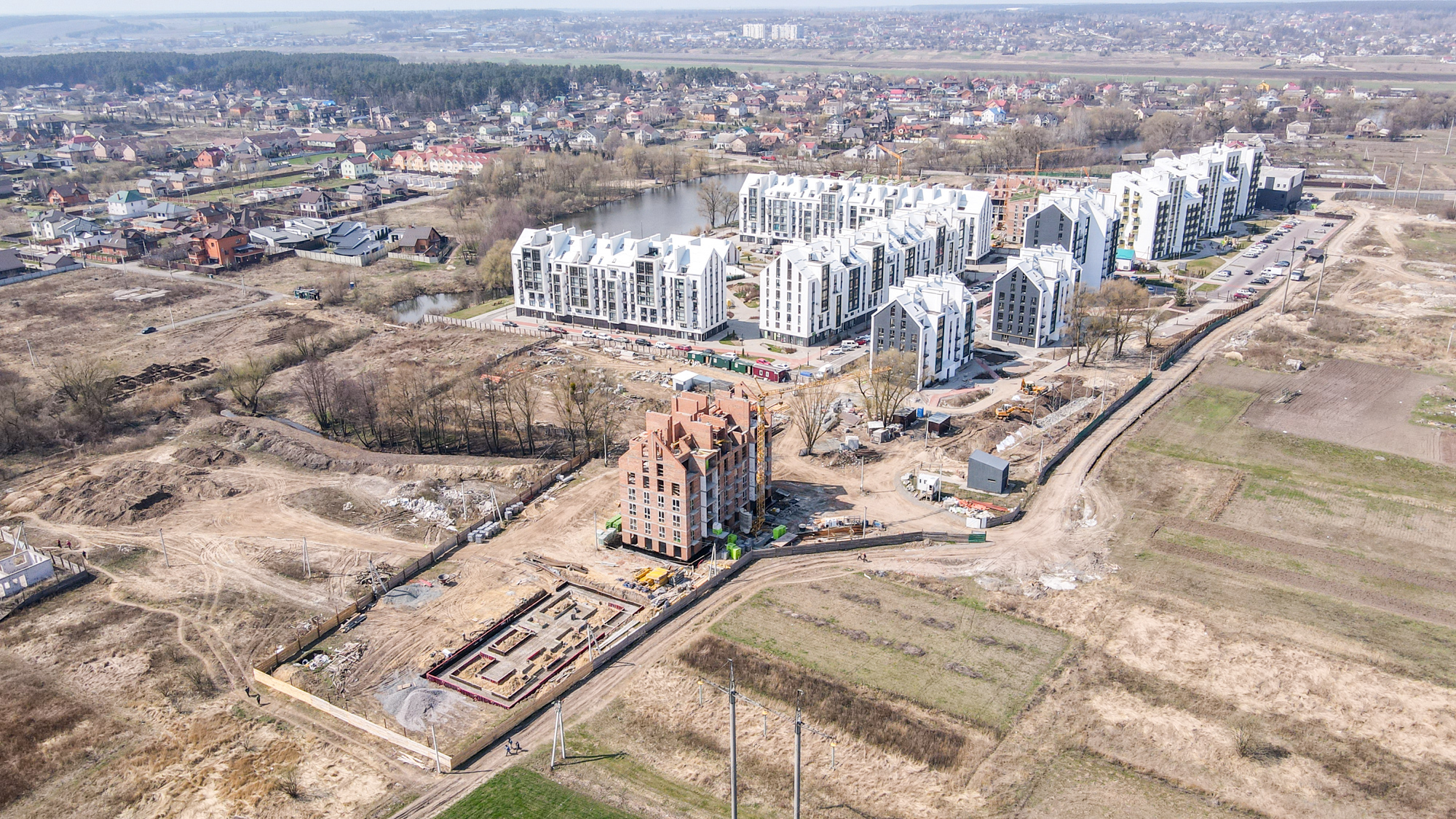 Хід будівництва ЖК City Lake, квіт, 2021 рік