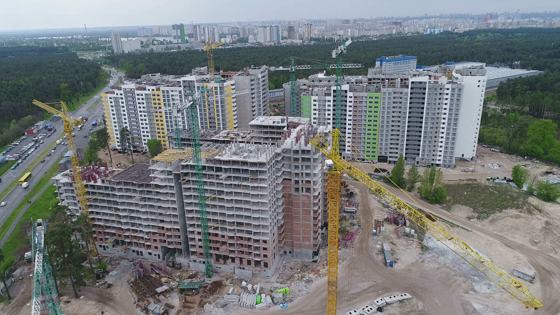 Ход строительства ЖК Чаривне Мисто, май, 2021 год