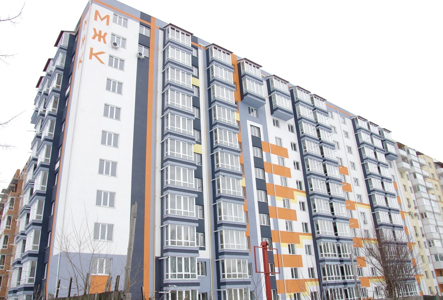 МЖК Семья, Ровно