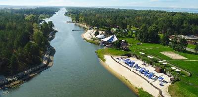КМ Riviera Village