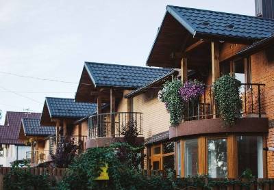КМ Sun House